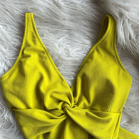 Old Navy One Piece Swimsuit - Picture 3 of 5